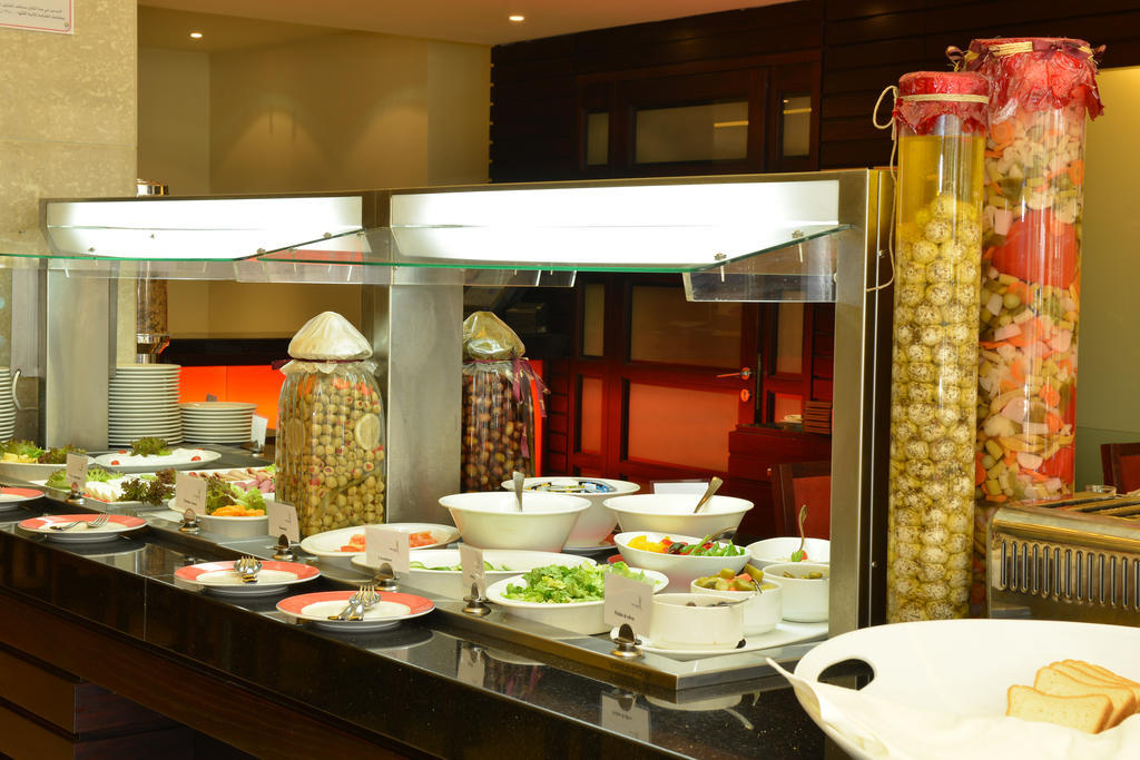 Coral Beirut Al Hamra Hotel Екстер'єр фото