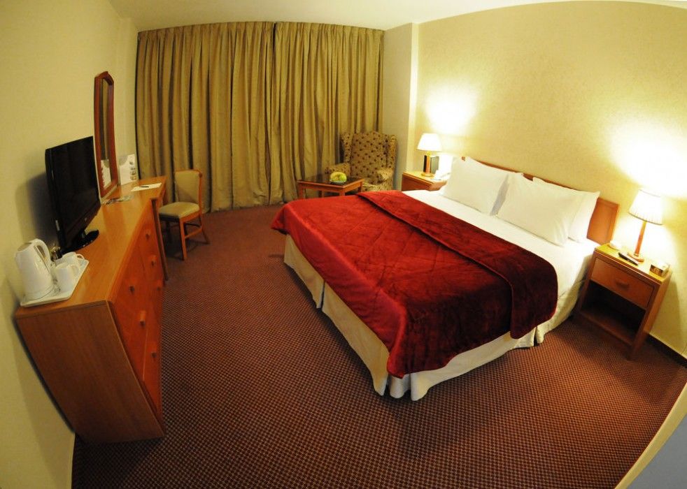 Coral Beirut Al Hamra Hotel Екстер'єр фото