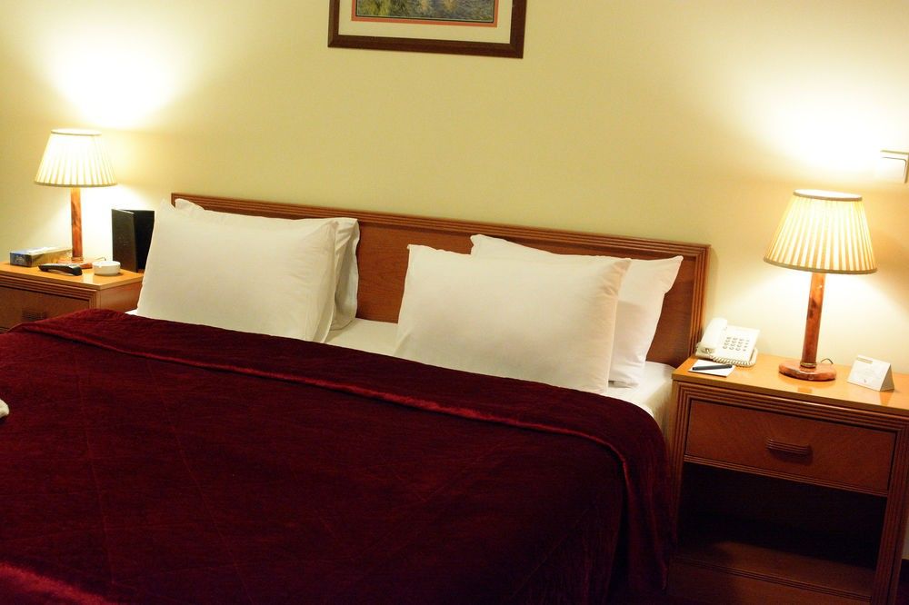 Coral Beirut Al Hamra Hotel Екстер'єр фото