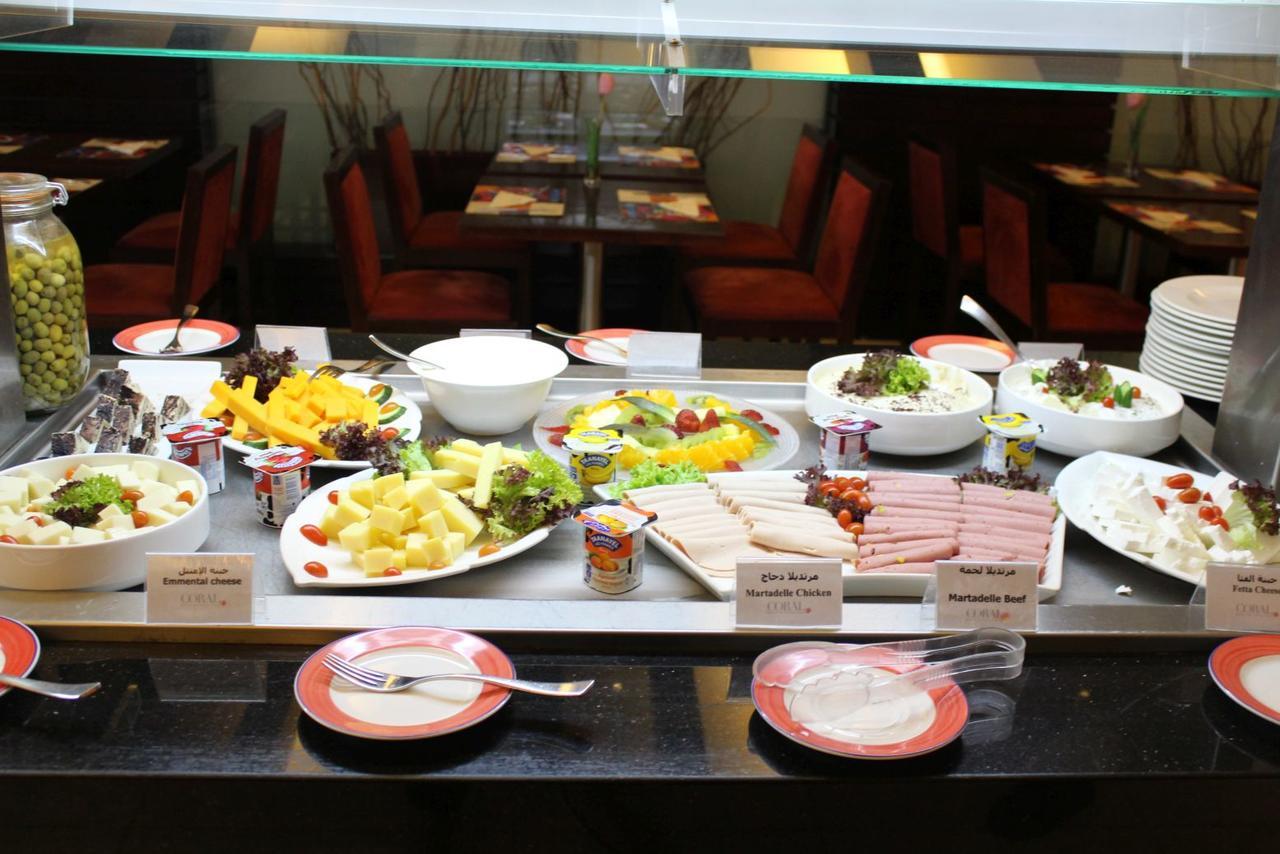 Coral Beirut Al Hamra Hotel Екстер'єр фото