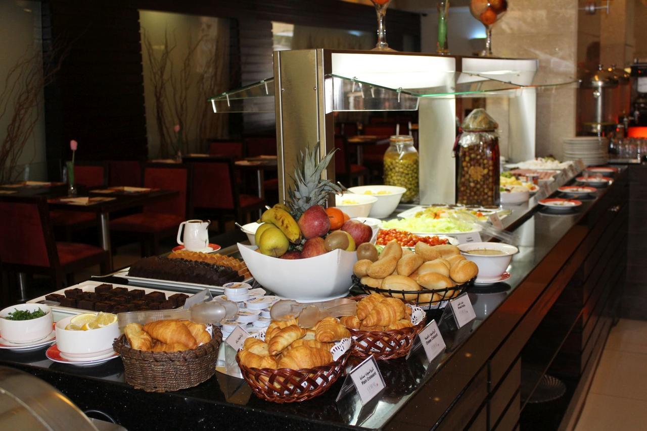 Coral Beirut Al Hamra Hotel Екстер'єр фото