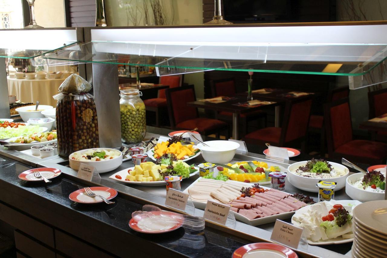 Coral Beirut Al Hamra Hotel Екстер'єр фото