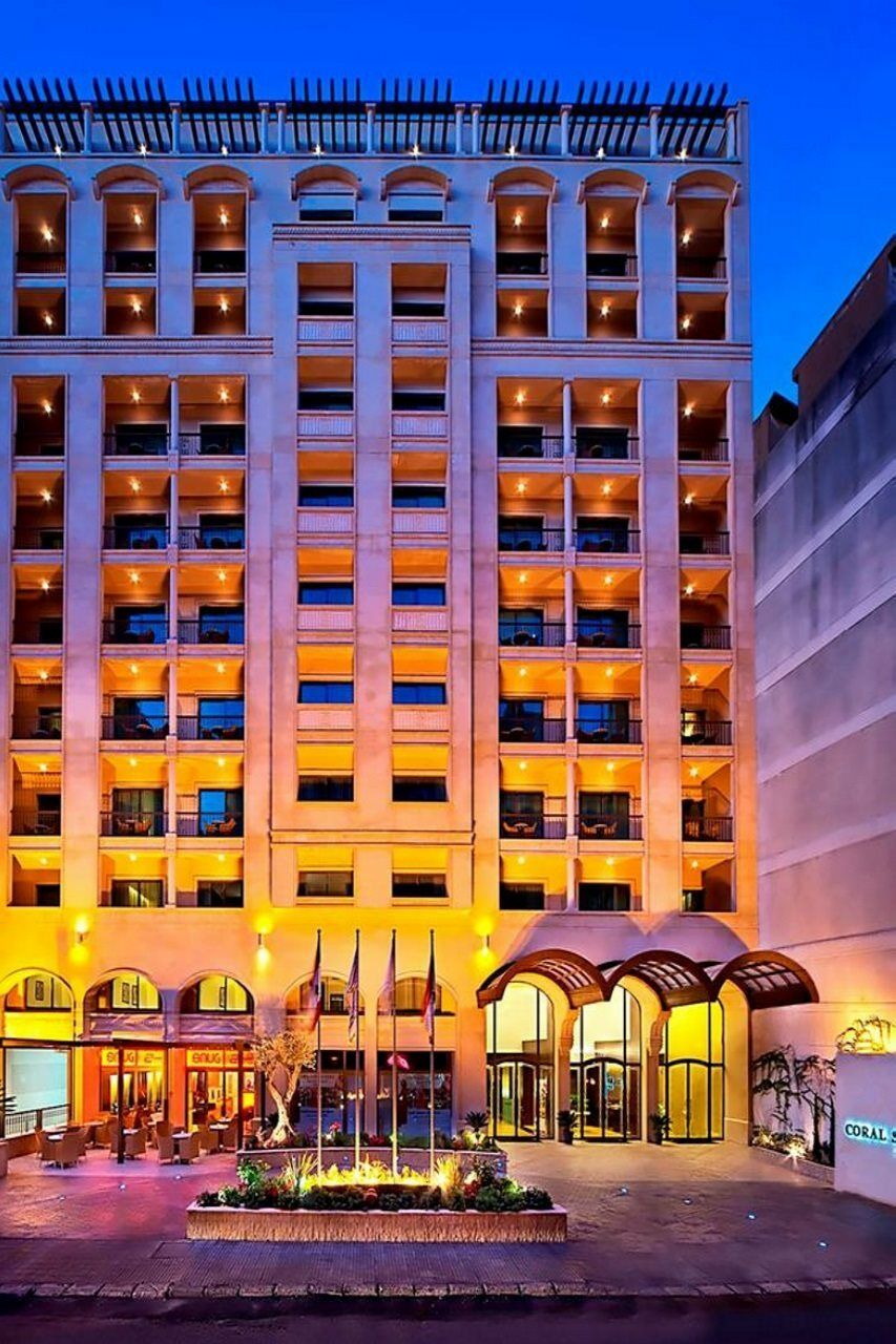 Coral Beirut Al Hamra Hotel Екстер'єр фото