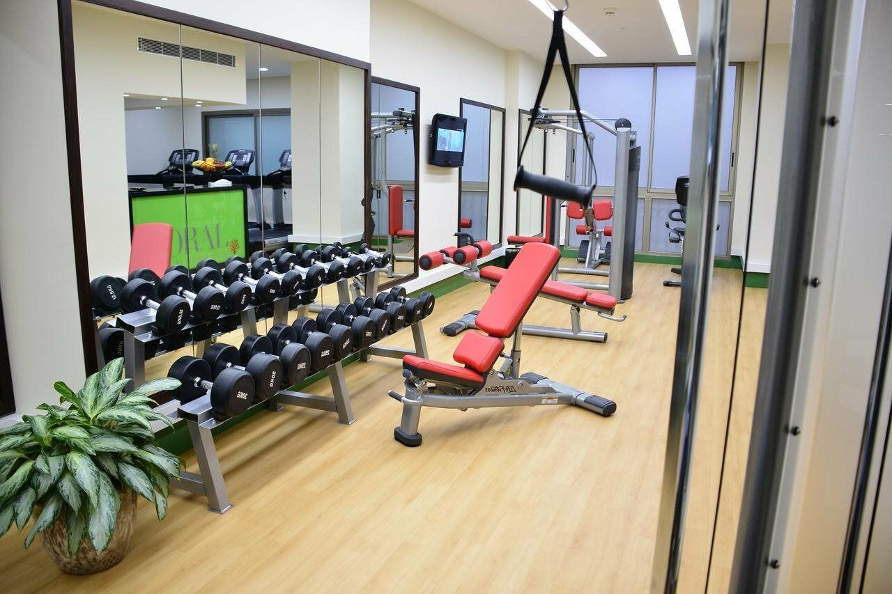 Coral Beirut Al Hamra Hotel Екстер'єр фото